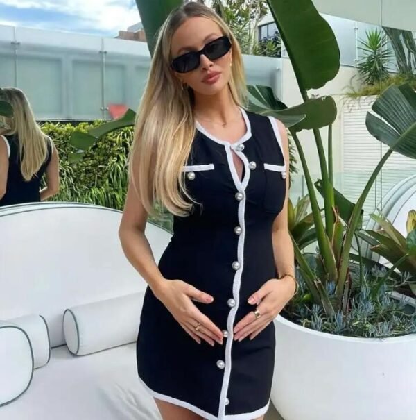 Women's Fashion Simple Buttons Sleeveless Vest Dress – Image 4
